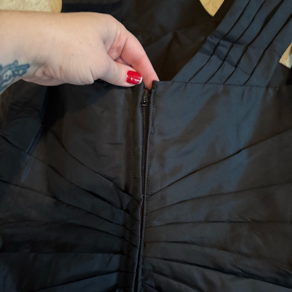 NWT MoriLee by Madeline Gardner black asymmetrical strap cocktail dress - Picture 10 of 13